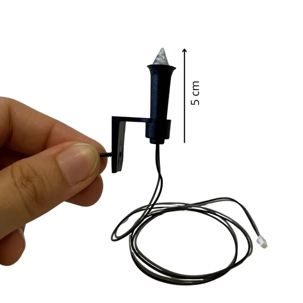 Miniature red torch light for micro lighting systems, suitable for 20–30 cm Nativity figures