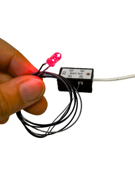 Single red LED for micro lighting system