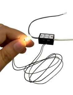 Single warm white LED for micro lighting system