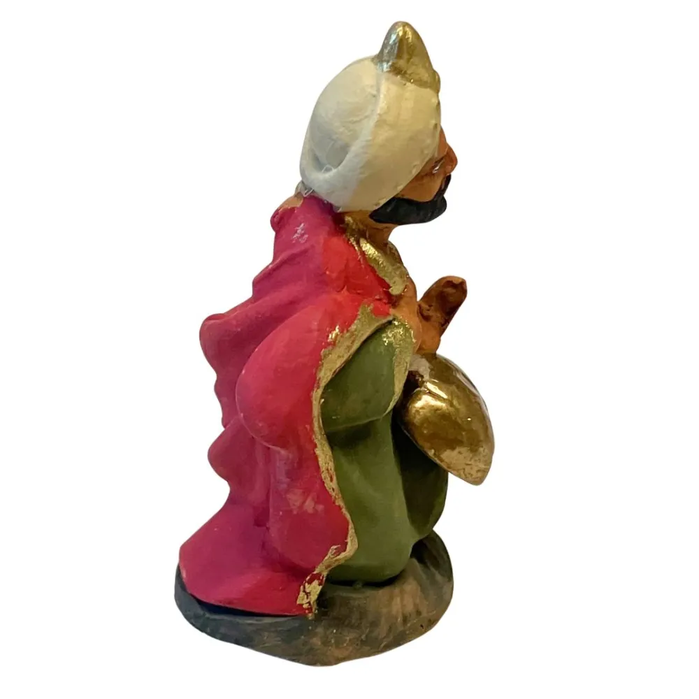 7 cm Terracotta Wise Man Bearing Myrrh