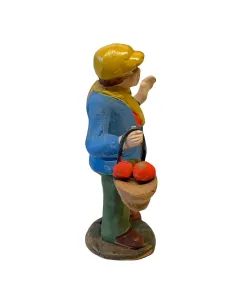 Ragazzo con cesto di pomodori in terracotta 7 cm 2