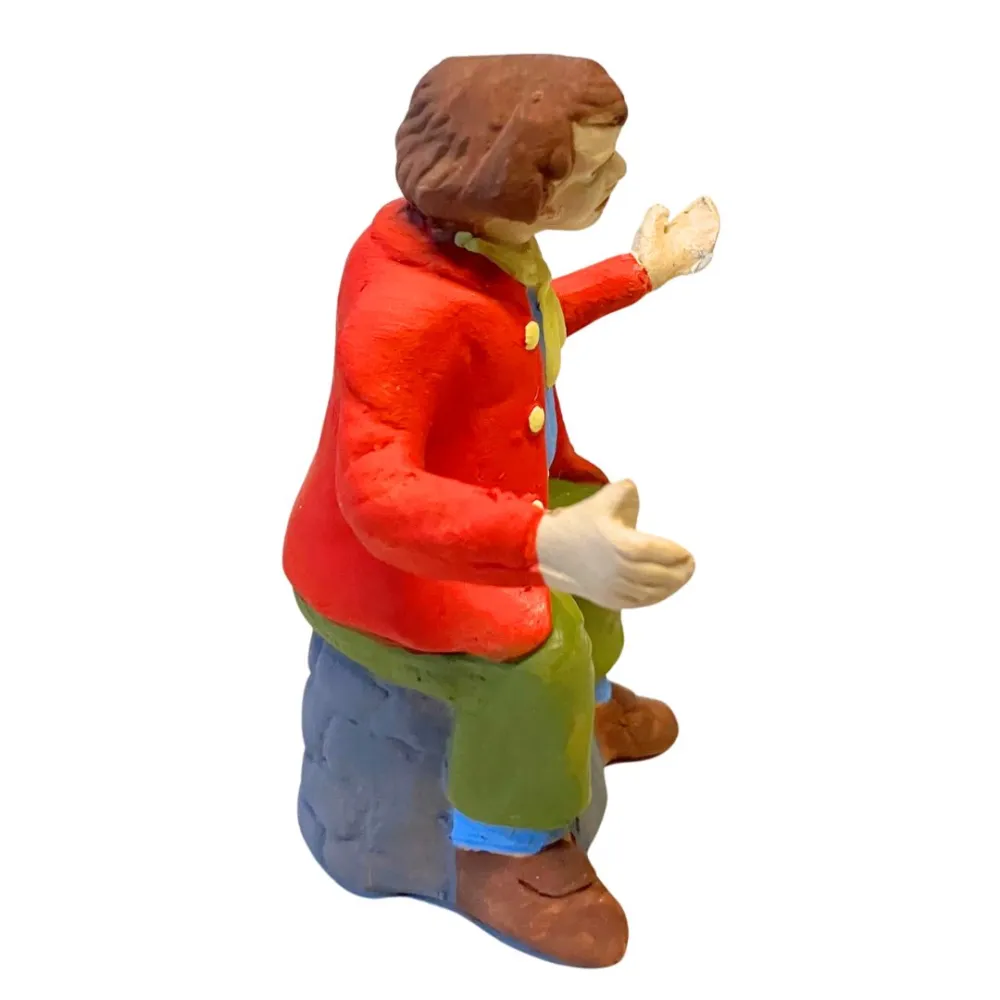 Terracotta Seated Man for 10 cm Nativity Scenes
