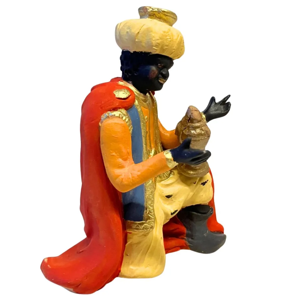 Terracotta Kneeling Wise Man Bearing Frankincense for 12 cm Nativity Figures