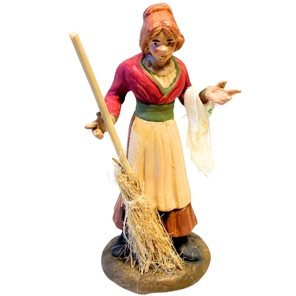 12 cm Terracotta Woman with Broom