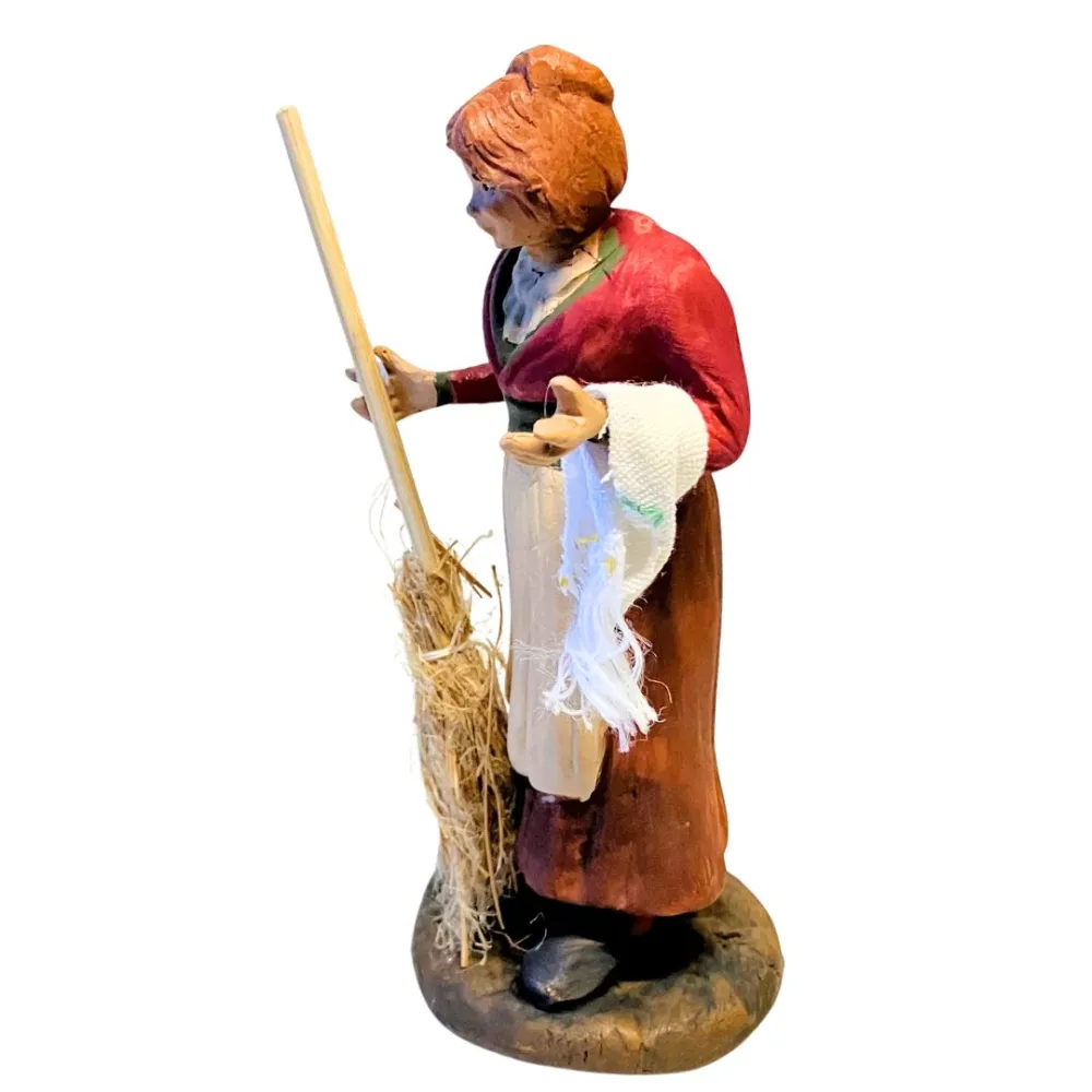 12 cm Terracotta Woman with Broom