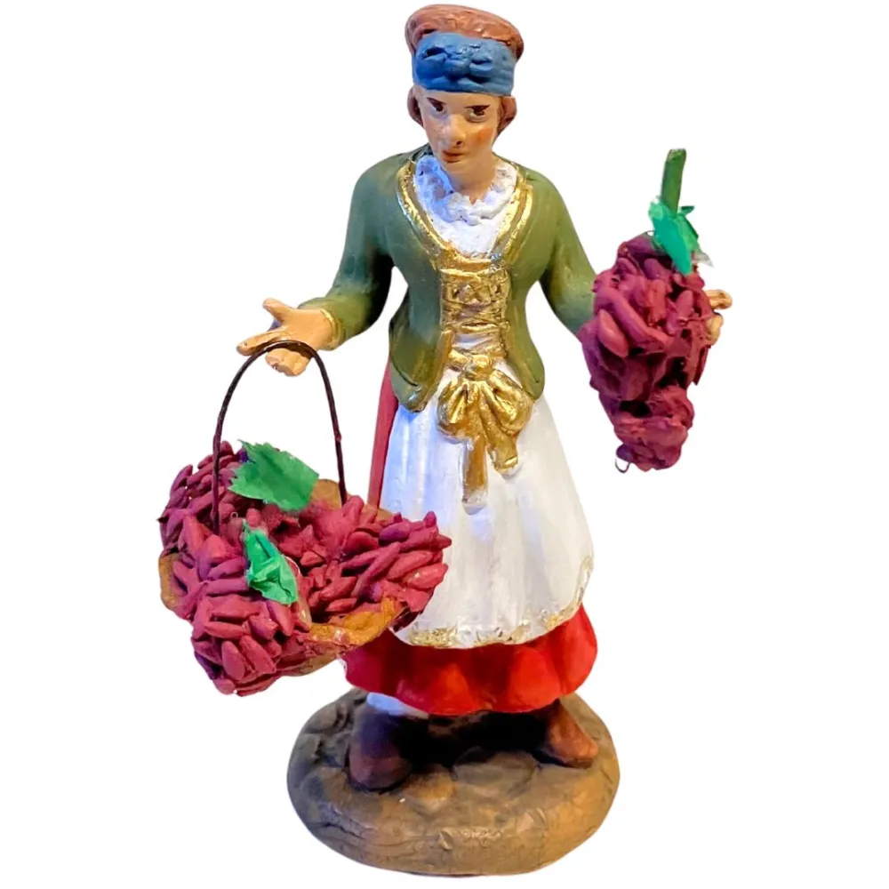 12 cm Terracotta Woman with Grapes