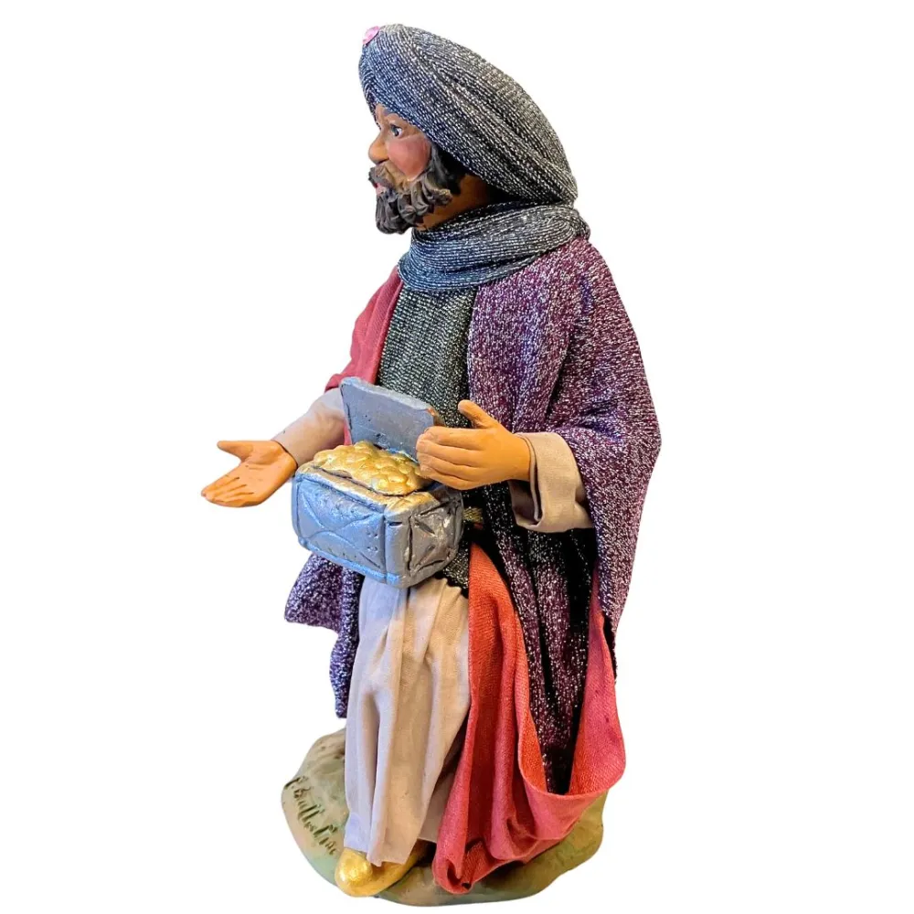 Terracotta Wise Man Bearing Gold for 25 cm Nativity Figures
