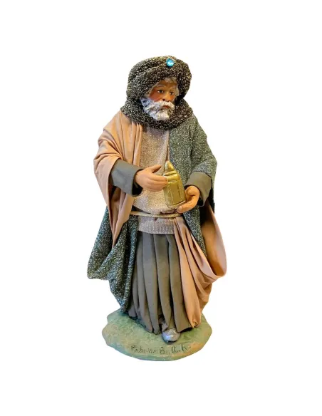25 cm Terracotta Wise Man Bearing Frankincense