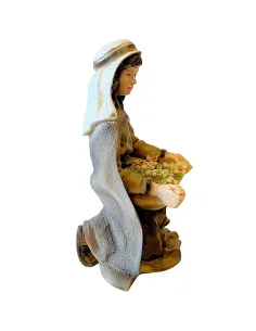 Woman with Flowers – Resin, 17 cm Series 2