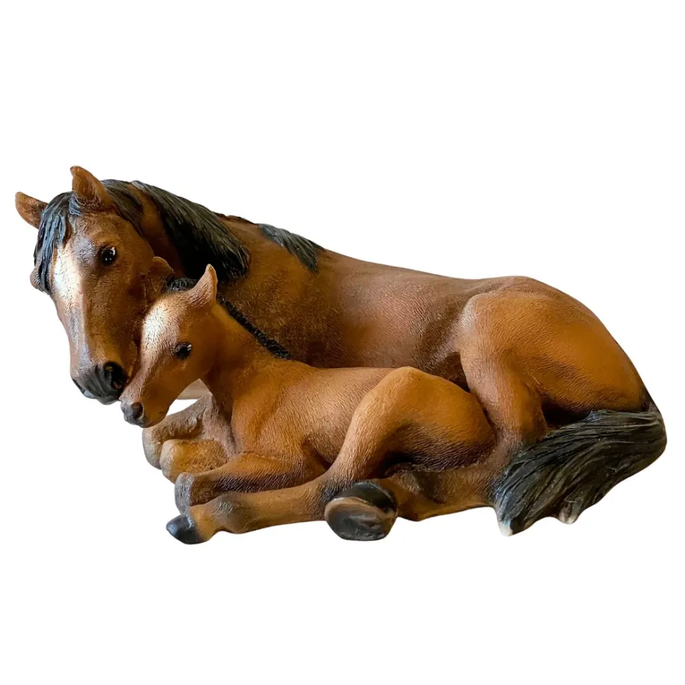 Resin Lying Mare and Foal for 15–20 cm Nativity Figures