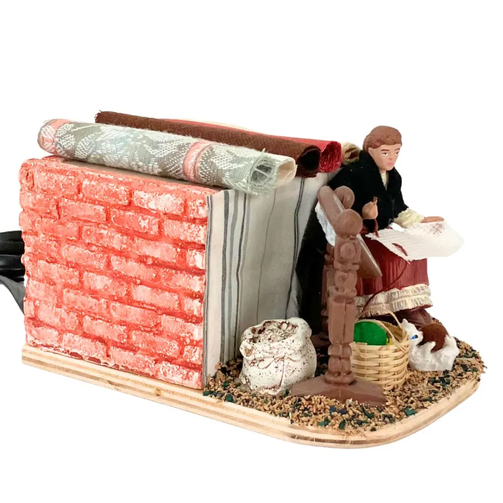 Animated 10 cm PVC Oliver Bobbin Lace Maker