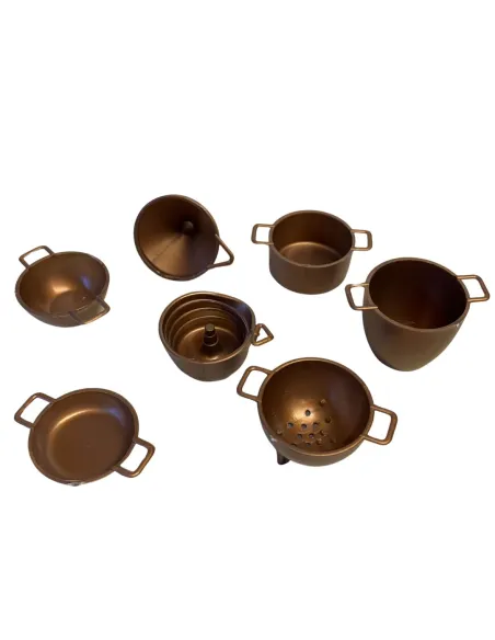Set 7 pezzi utensili da cucina in pvc finto rame per statue da 12-15 cm