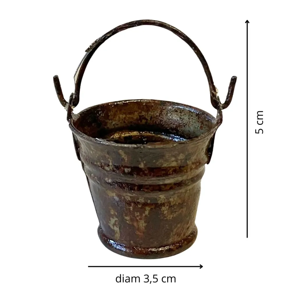 Rusted Sheet Metal Bucket with Handle for 20 cm Nativity Figures
