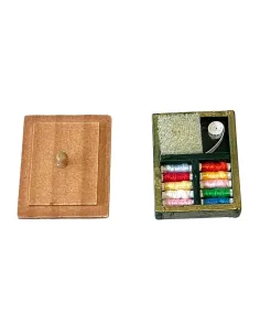Wooden Sewing Box for 10–12 cm Nativity Figures 2