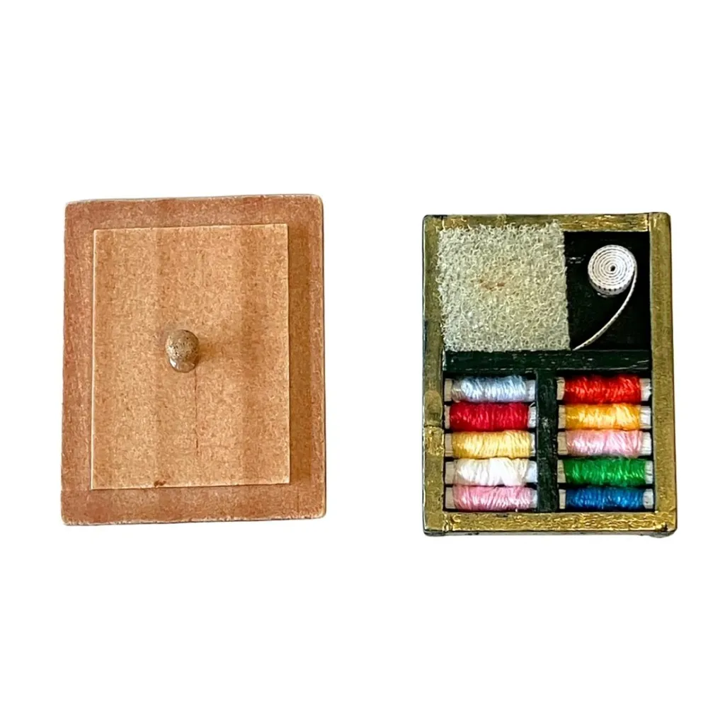 Wooden Sewing Box for 10–12 cm Nativity Figures