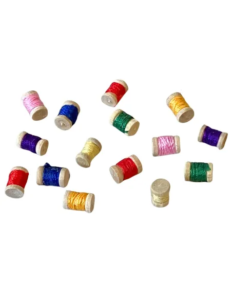 Set of 15 Wooden Thread Spools for 10–12 cm Nativity Figures