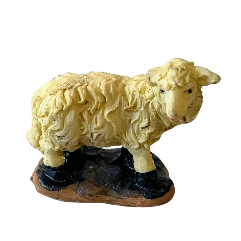 Resin Lamb for 12–15 cm Nativity Figures