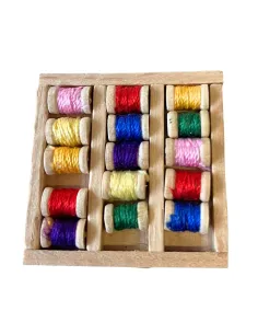 Wooden Box with Thread Spools for 10–12 cm Nativity Figures