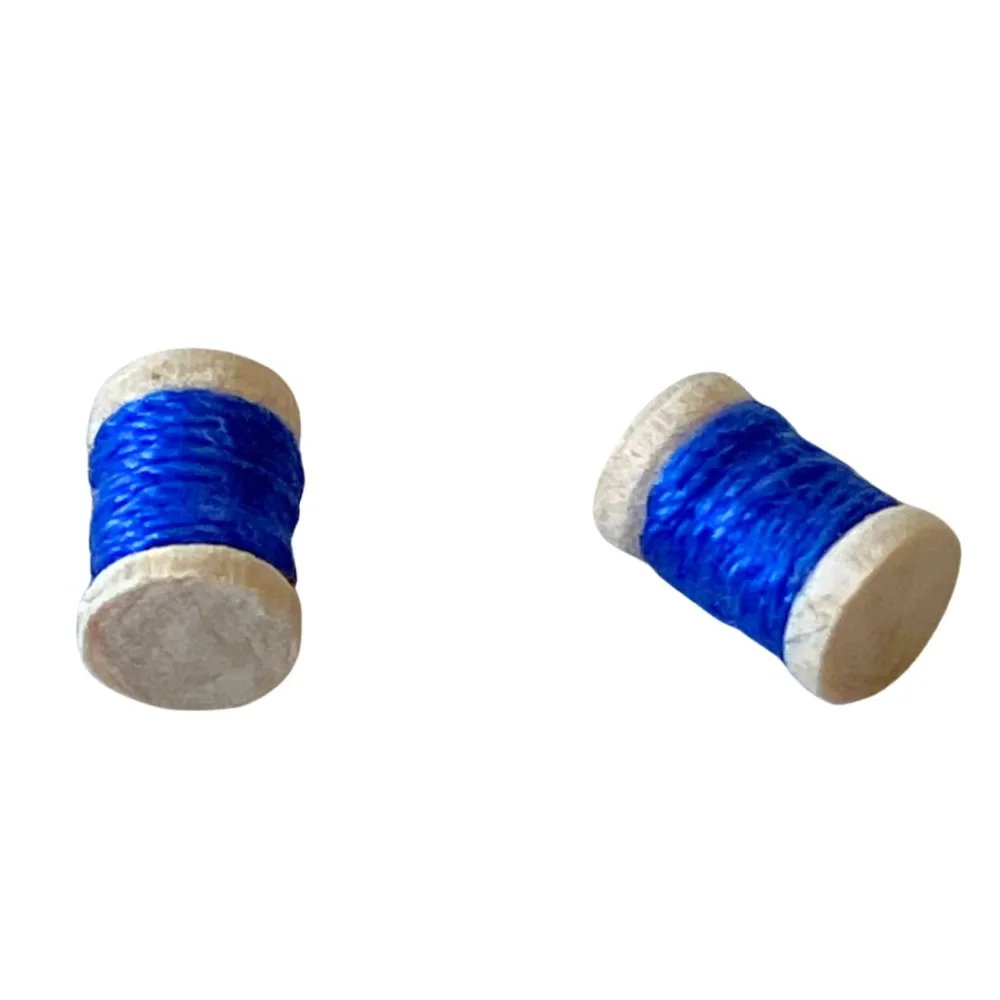 Wooden Box with Thread Spools for 10–12 cm Nativity Figures