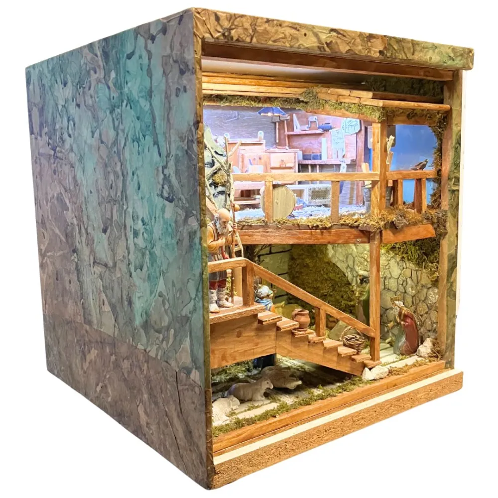 Nativity Scene in Opening Wooden Crate with 10 cm Nativity Figures and Manual Day-and-Night System