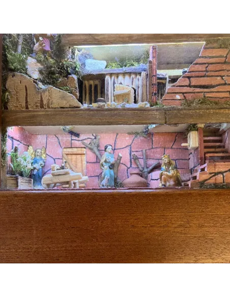 Presepe in quadro da appendere con statue da 3,5 cm e sistema giorno e notte manuale