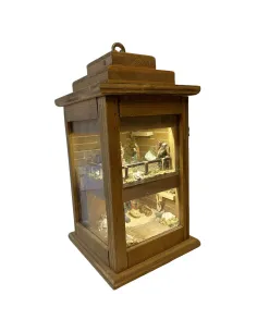 Presepe in lanterna da appendere con statue da 3,5 cm