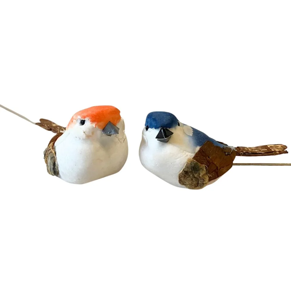 Pair of Assorted Polystyrene Birds for 50–60 cm Nativity Figures