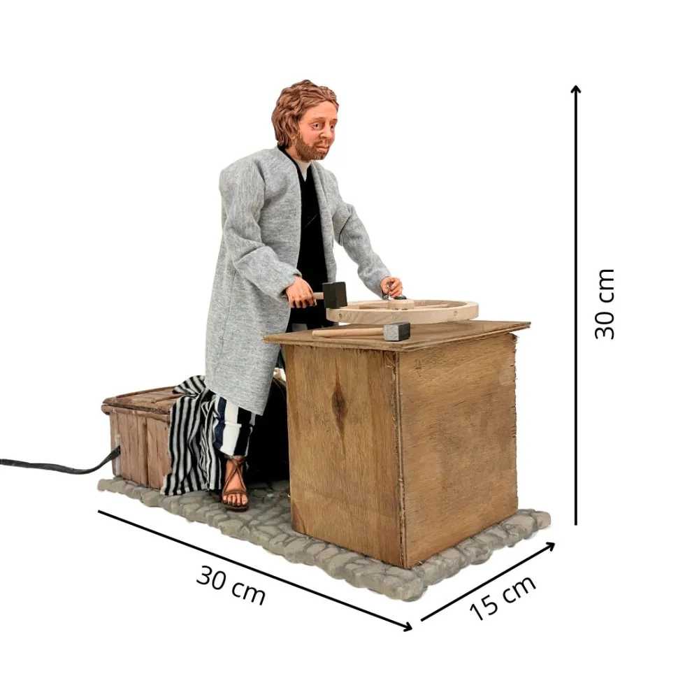 Animated Traditional Wheelwright - 30 cm