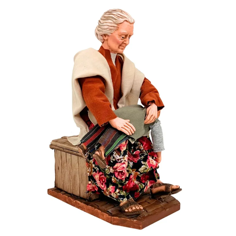 Animated Traditional Grandmother Spanking Her Grandson - 30 cm