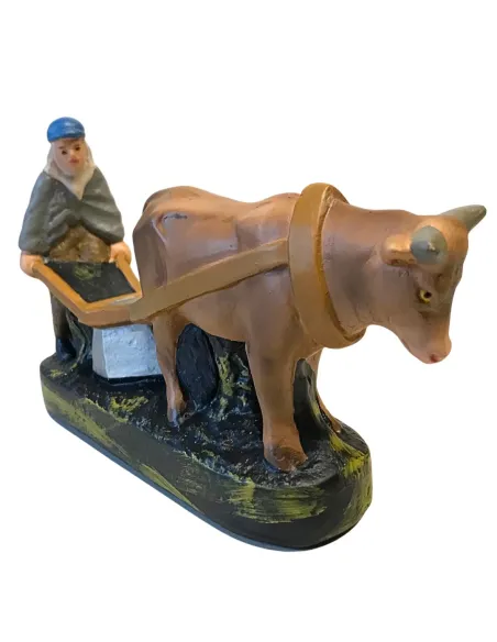 Contadino con bue per aratro serie 10 cm