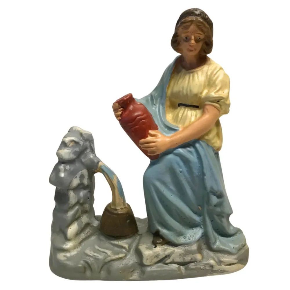 Woman at the Fountain, 15 cm Series