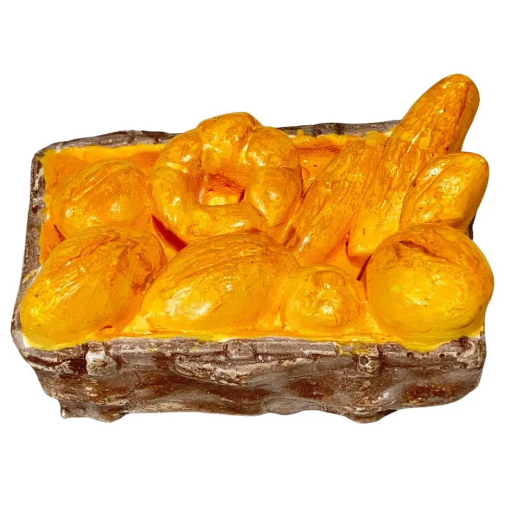 Basket with Plaster Bread for 25–30 cm Nativity Figures