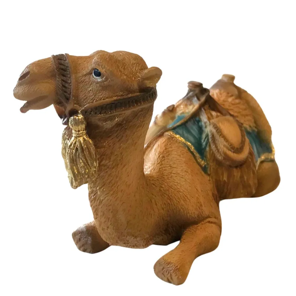 Cammello seduto bardato in resina per statue da 20 cm