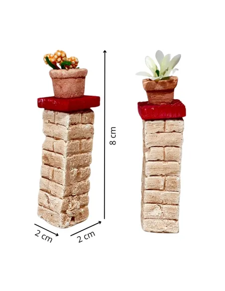 Set 2 colonne con fiori in gesso per statue da 8-10 cm