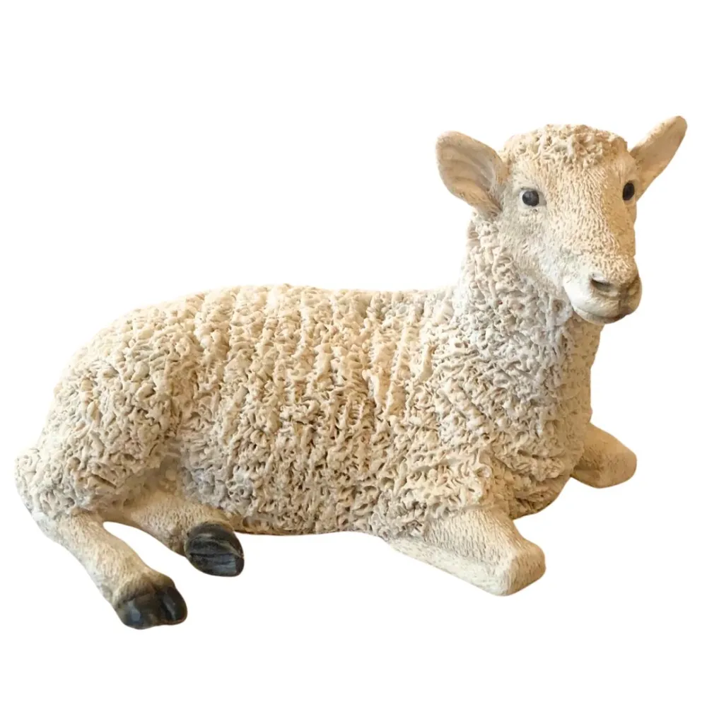 Pecora sdraiata girata verso destra in resina per statue da 20 cm