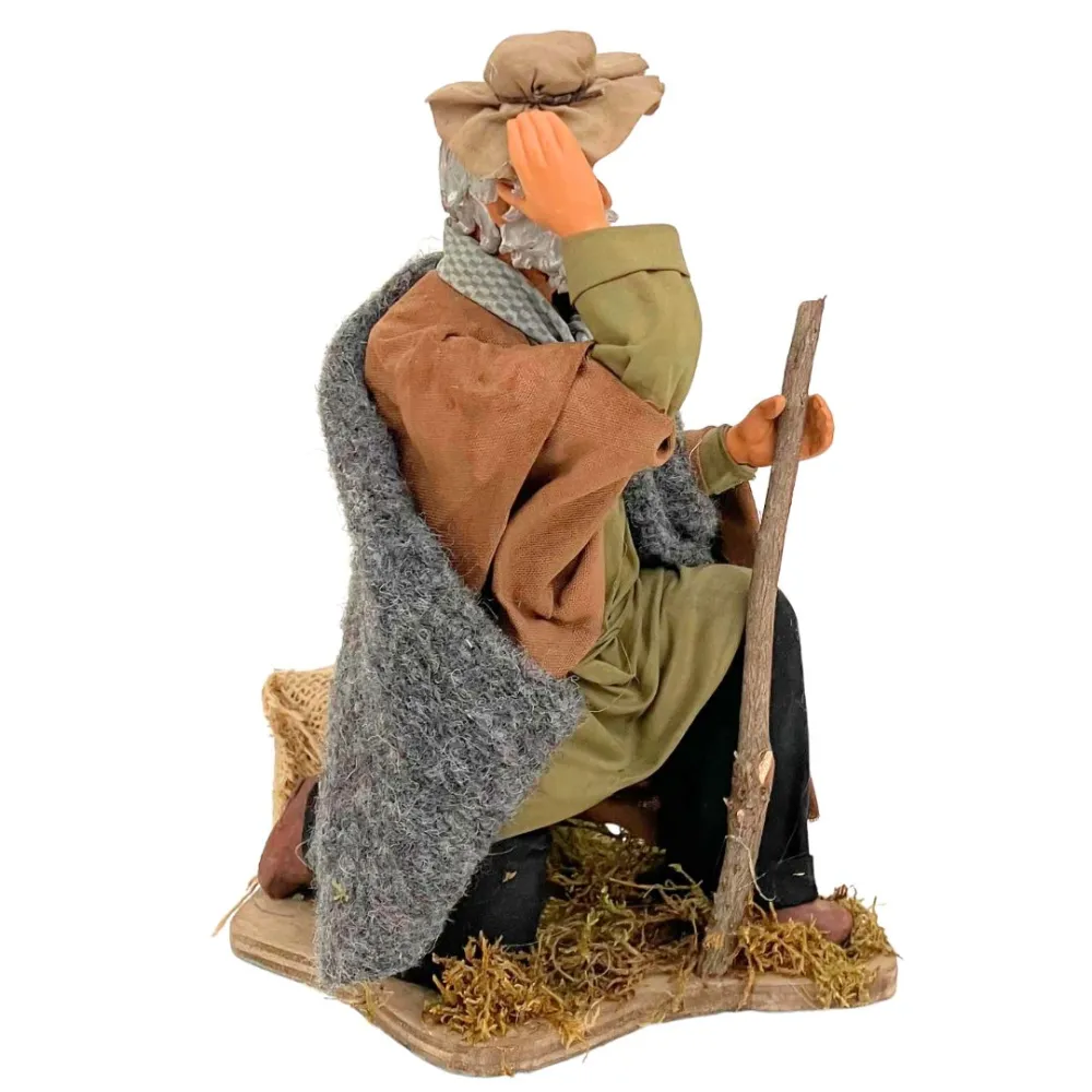 Animated Terracotta Kneeling Man with Hat - 25 cm