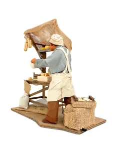 Venditore di formaggi in terracotta con banco in movimento 25 cm 2