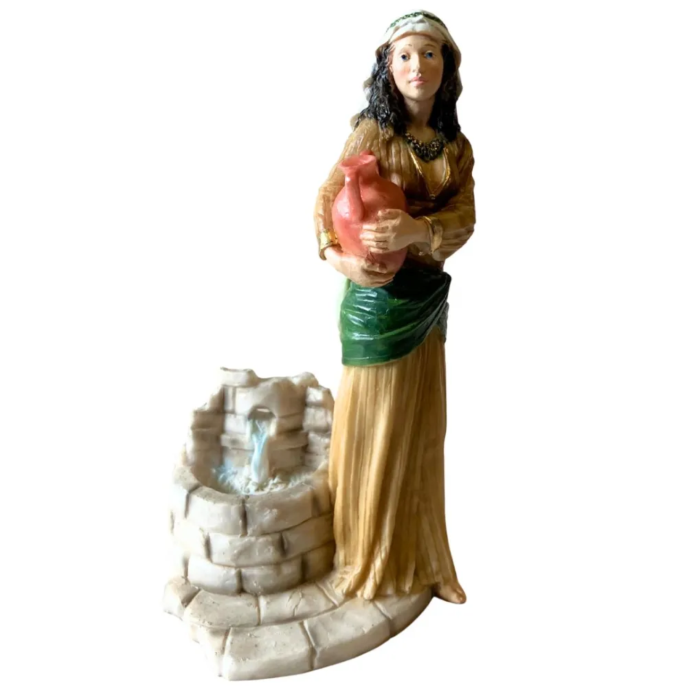 Woman at the Fountain – Resin, 20 cm Series
