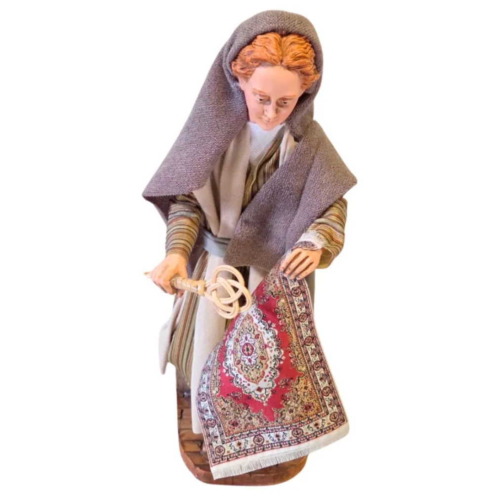 Donna che spolvera il tappeto palestinese in movimento 30 cm