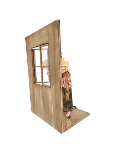 Donna che pulisce il vetro popolare in movimento 30 cm 2