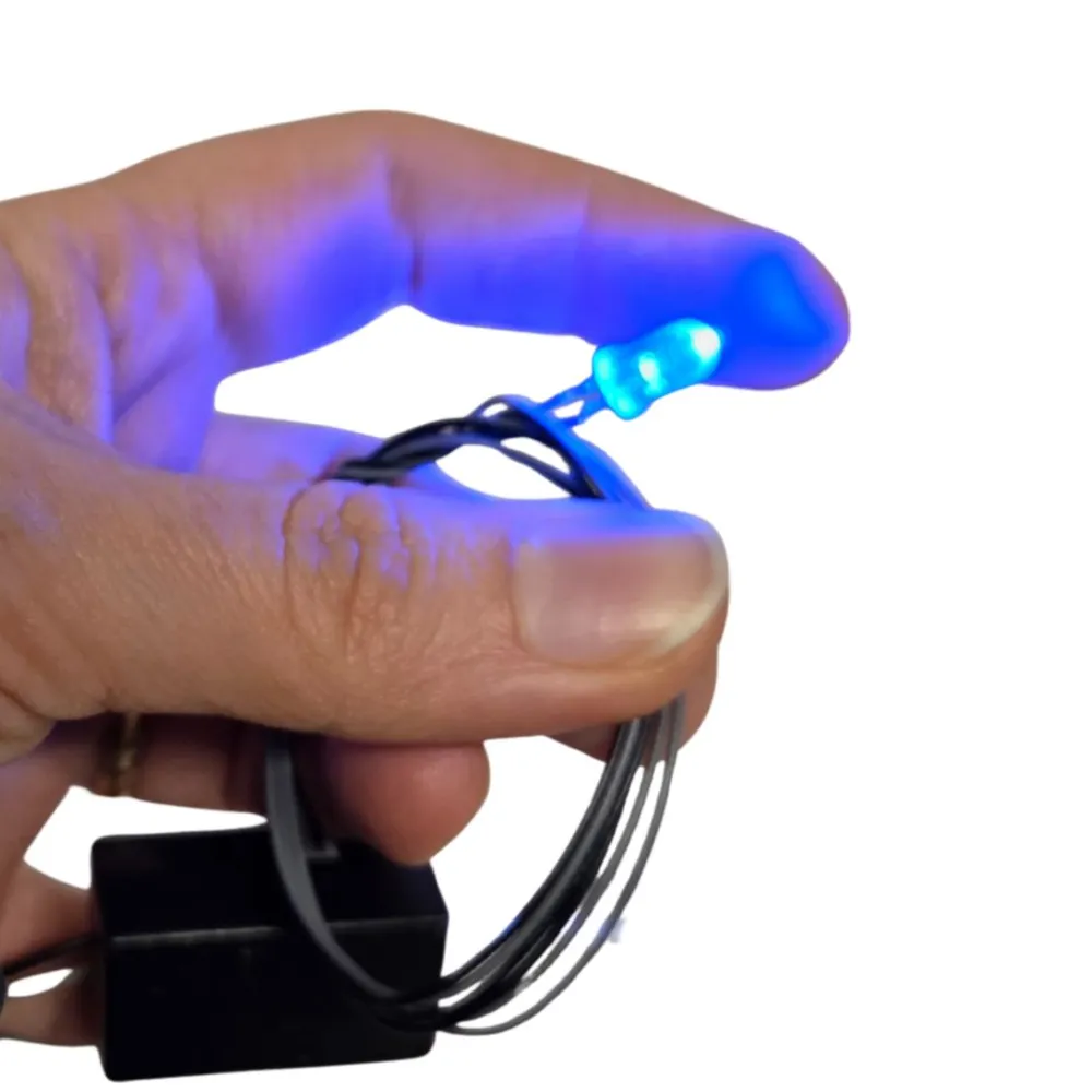 Single blue LED for micro lighting system