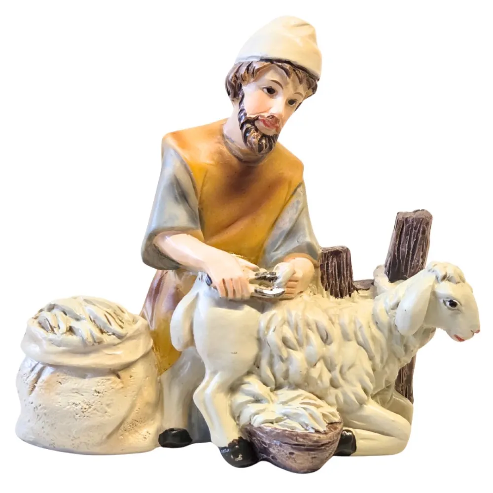 Kneeling Sheep Shearer – 12 cm series