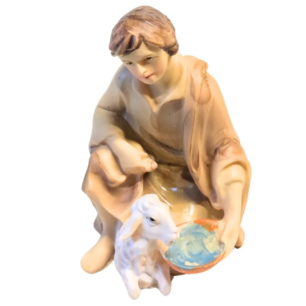 Giovane pastore con agnello serie 10 cm