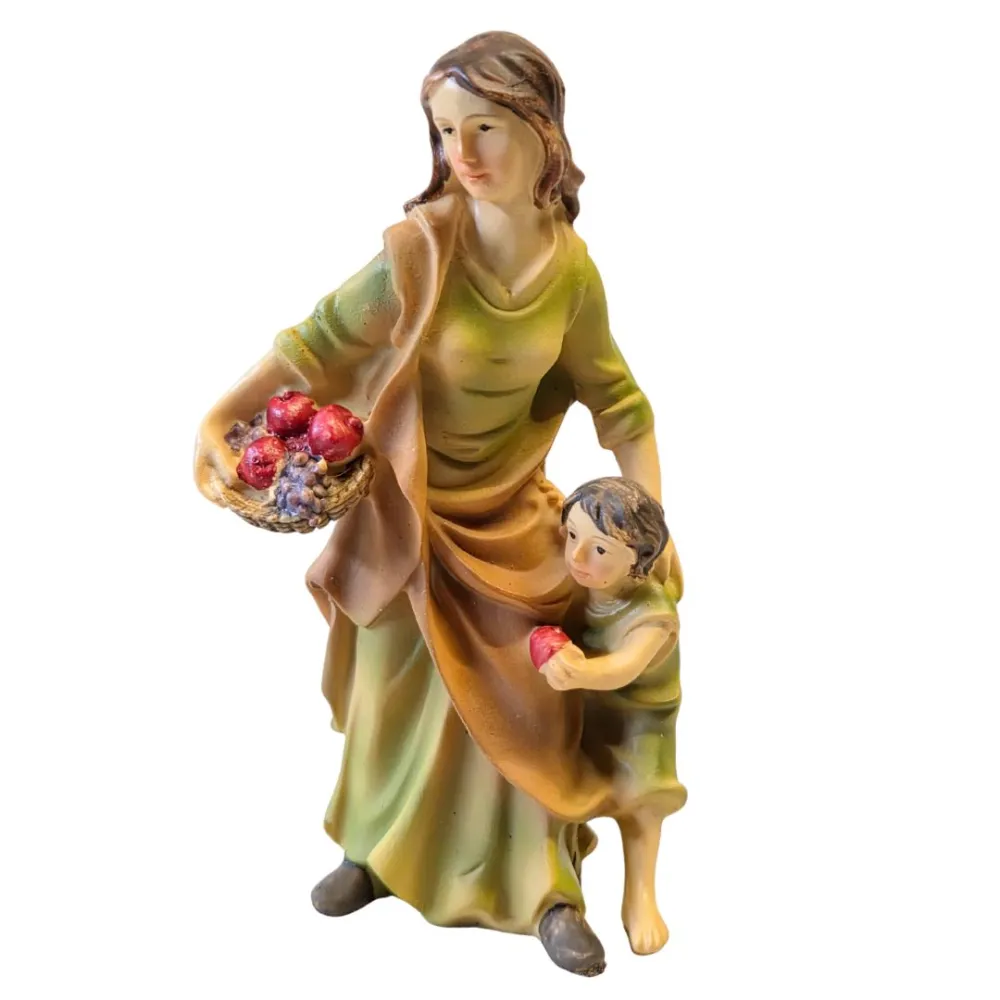 Woman with fruit basket and little boy - 10 cm