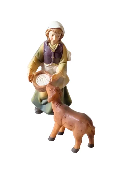 Woman with milk and calf – 8 cm