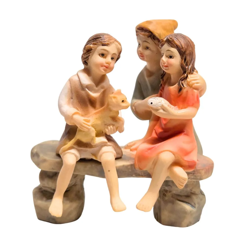 Bambini con gatto e pesce per statue da 10 cm