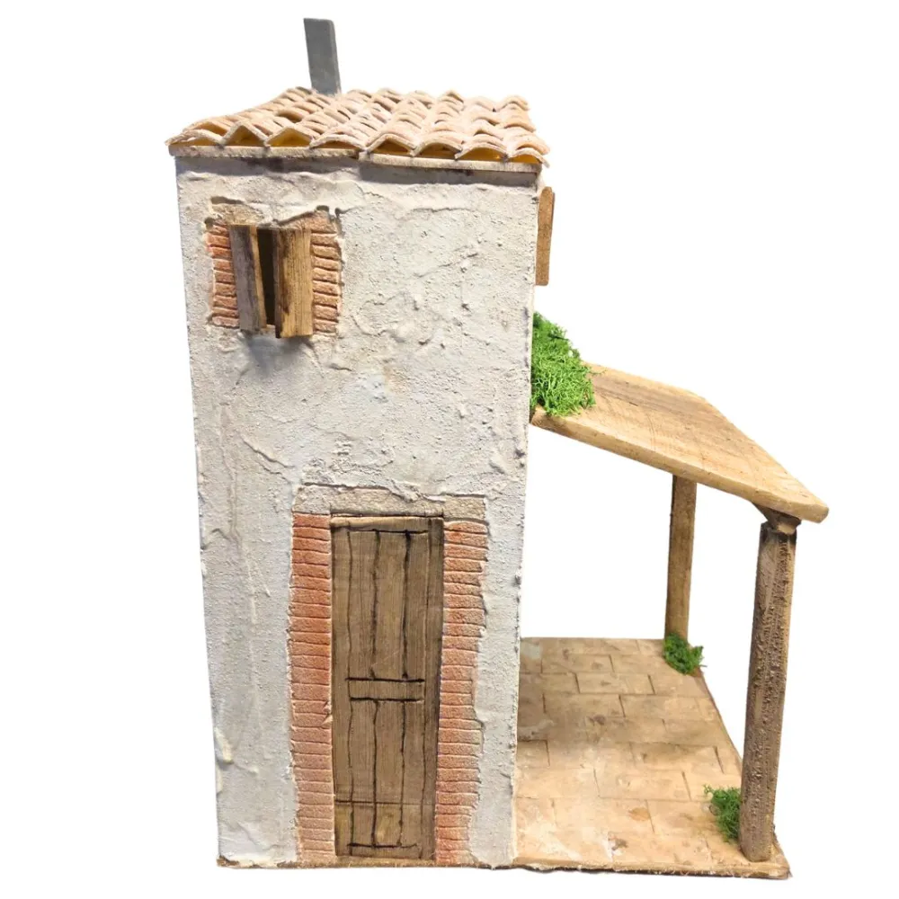 Casa popolare con portico in polistirene per statue da 20 cm