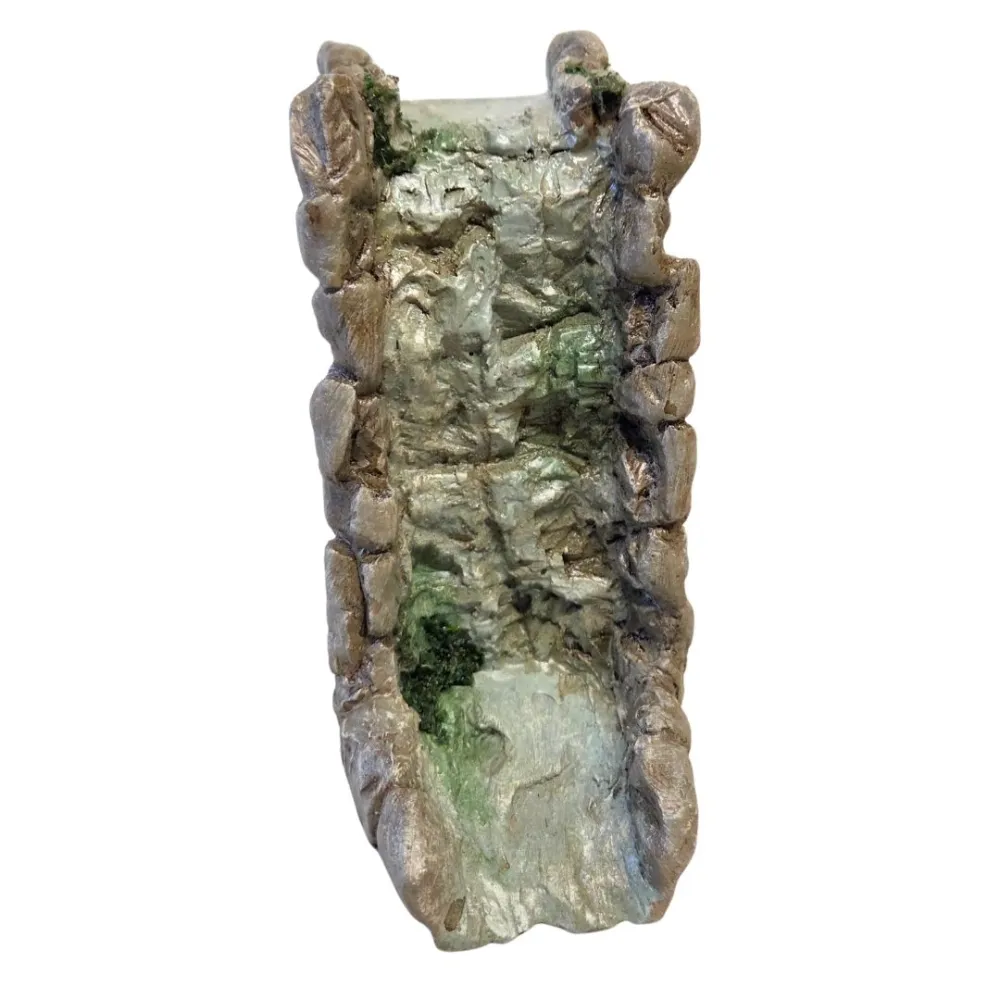 Modular river section with waterfall in resin