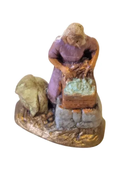 Terracotta washerwoman – 3 cm