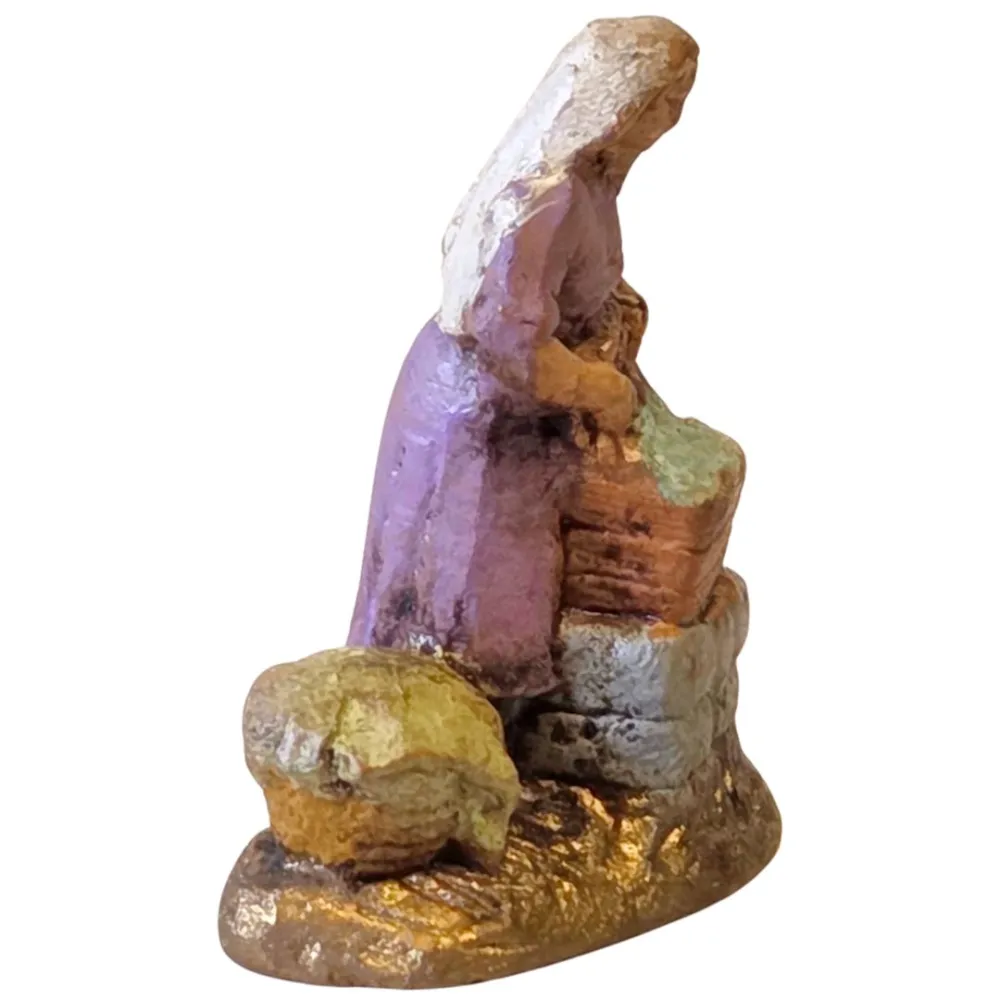 Terracotta washerwoman – 3 cm